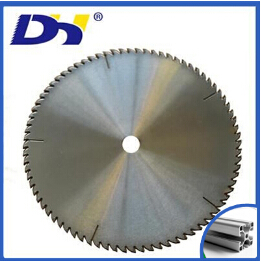 遵循鋁門框鋸片的使用規(guī)律，為鋁門框鋸片保壽