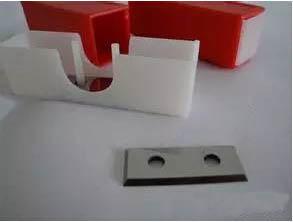 舍棄式螺旋刀具應(yīng)用在四面刨中的操作注意事項：